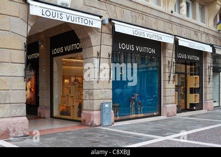 negozio louis vuitton padova|Louis Vuitton Padova Store in Padova, Italia .